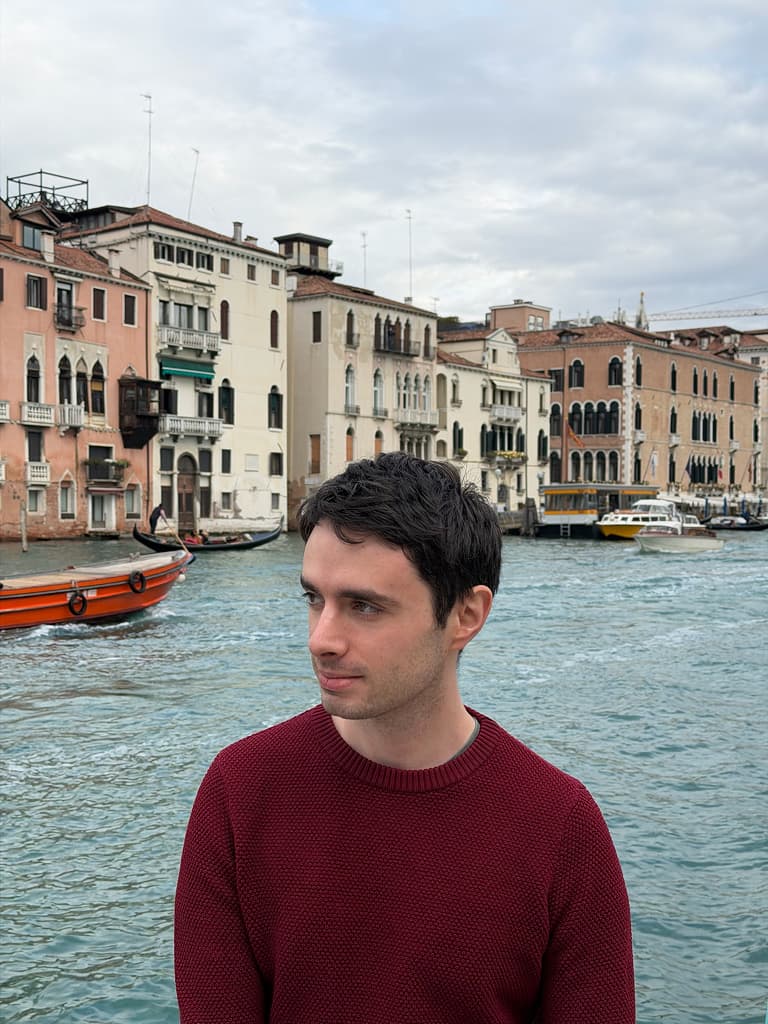Théo
